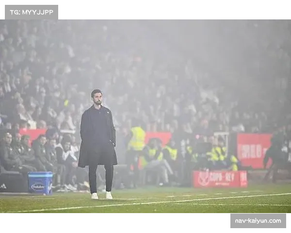 皇马阿韦洛亚战术 遭质疑防线调整高风险导致失利